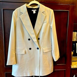 53. Fully lined h and m blazer